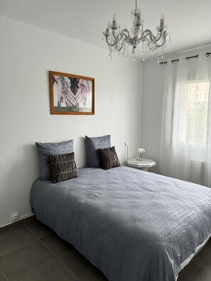 3 bedrooms, free WiFi, bed sheets