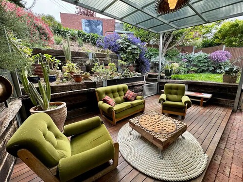 Arty Californian Bungalow Home in the Heart of Hobart