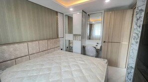 Room - Stunning 1 bed Apartment in Lamung District (Pattaya)