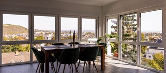 Design apartment centrally located in Andernach with top view, WiFi, kitchen, parking space