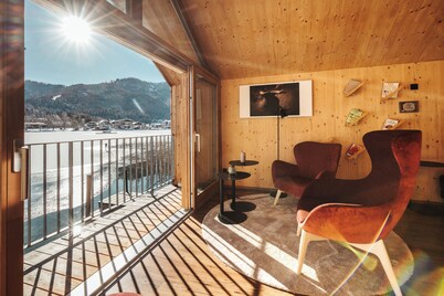 Modern wooden chalet directly on Lake Weissensee in Carinthia incl. beach and SEE-Spa!