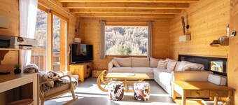 La Tanière : Exceptional Alpine chalet with heated pool & sauna - 14 pers