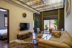 Deluxe Apartment, Garden Area