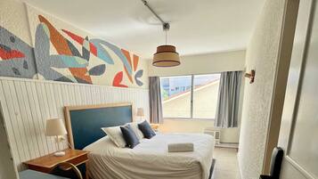 Basic dubbelrum eller tvåbäddsrum | 1 sovrum, skrivbord, arbetsyta för laptop och gratis wi-fi