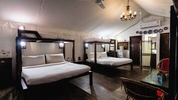 Historic Room | Bed sheets