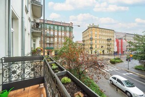 Property grounds - Stylish Apartment for 4 Persons | Balcony and Workspace (Wroclaw)