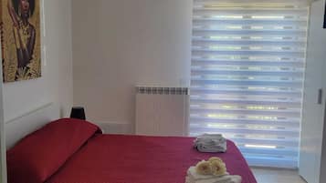 Deluxe Double or Twin Room | 1 bedroom, iron/ironing board, free WiFi