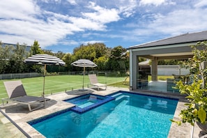 A heated pool - Bellaluca Hamptons: 5  BR, 6  BA House in Sorrento , Sleeps 12 (Sorrento)