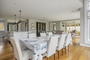 Dining - Bellaluca Hamptons: 5  BR, 6  BA House in Sorrento , Sleeps 12 (Sorrento)
