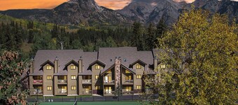 Alpine Aspen Escape (#345) | Deck, Views, 2 Miles to Ski, Shuttle/Pool/HotTub