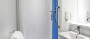 Travelodge Llanelli Cross Hands