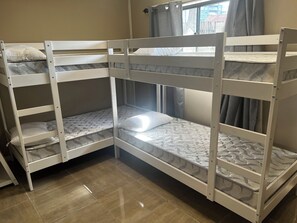 Wi-Fi gratuit, draps fournis