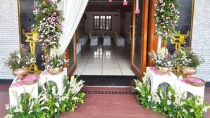 Reception hall - The Grand Krishna Rooms (Bengaluru)