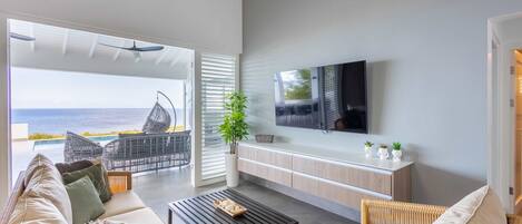 4 عدّة غرف نوم وخدمة الإنترنت