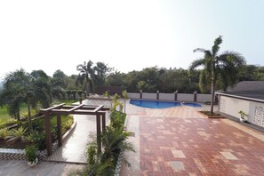 Utomhuspool