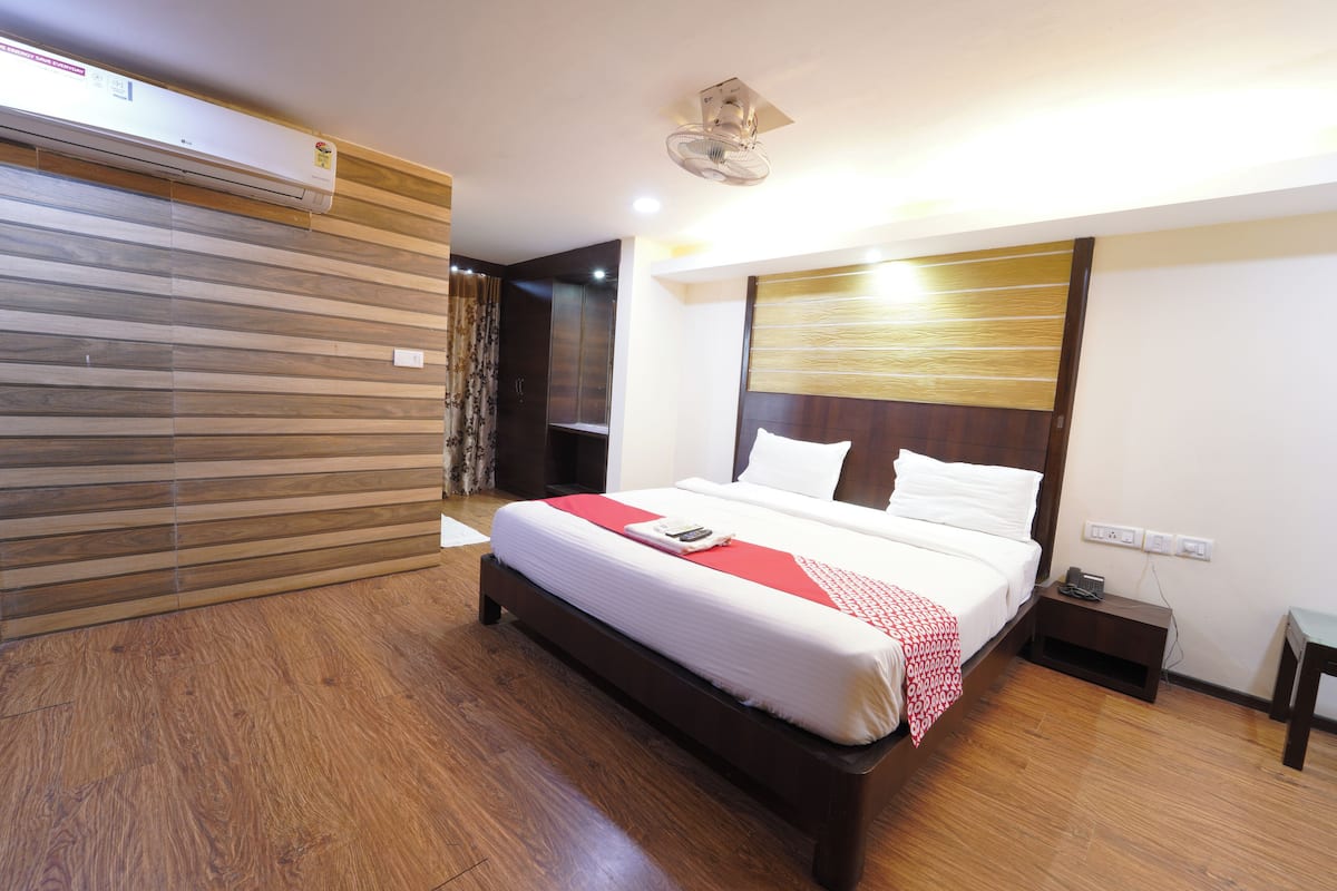 Superior Room | 1 bedroom, laptop workspace, free WiFi