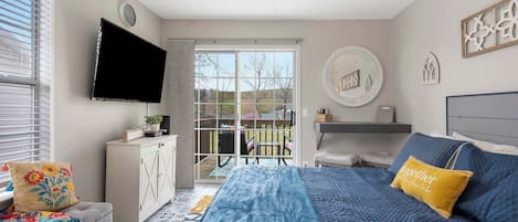 1 chambre, fer et planche à repasser, lit parapluie, Wi-Fi