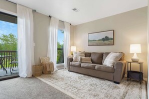 TV, fireplace - Troon Golf View | Golf Course View | On-site Amenities (Branson)