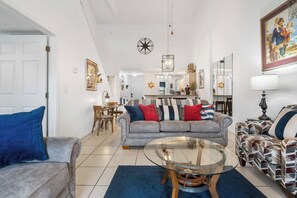 TV, fireplace - Nantucket at the Pointe | Adventure & Relaxation! (Branson)