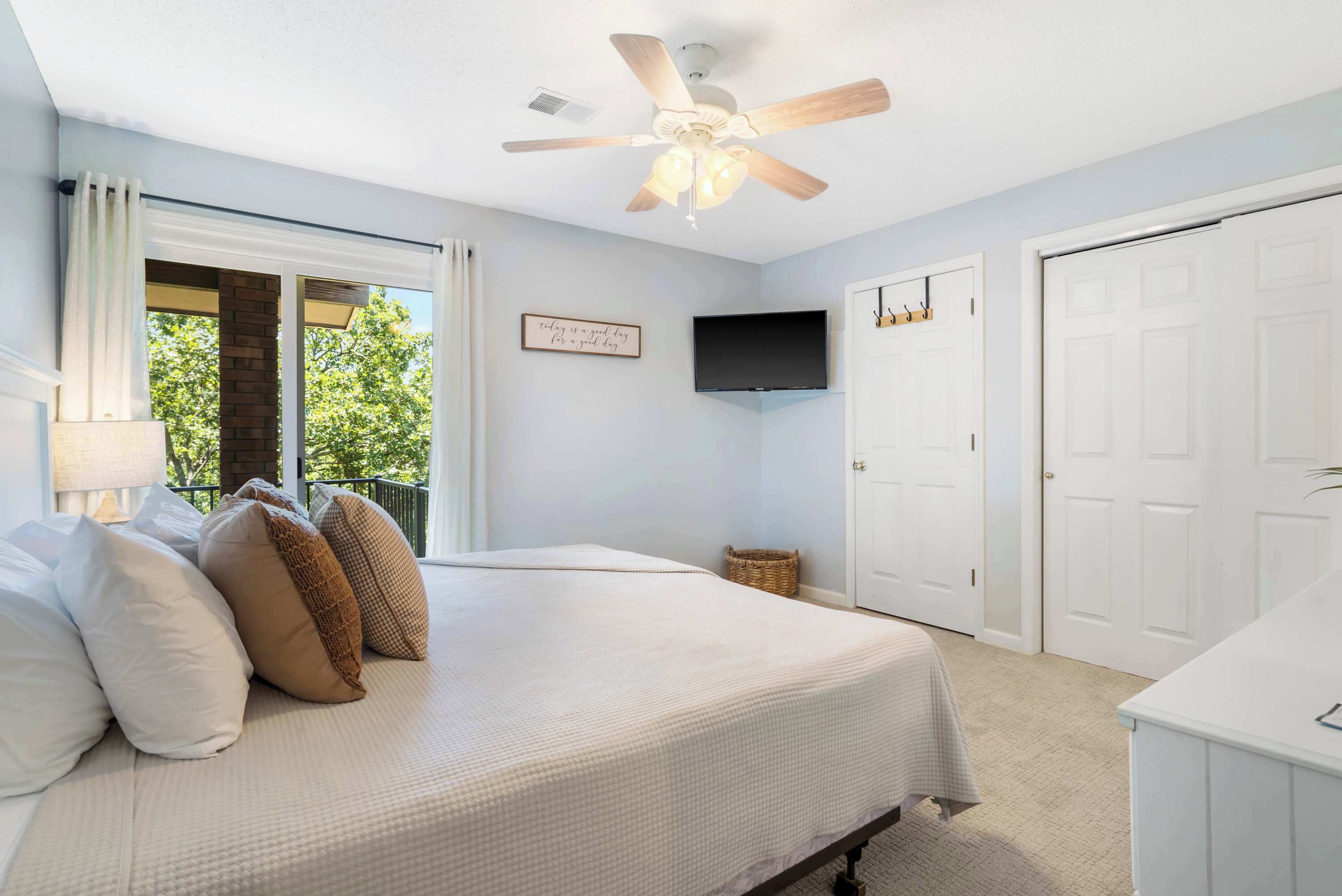 My Kind Of Getaway  Chic 2 Bdr! - Branson, MO