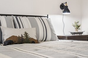 2 bedrooms, iron/ironing board, travel crib, WiFi