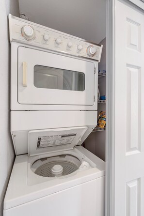 Interior - Brookside Retreat w/ Amenities Galore! (Branson)