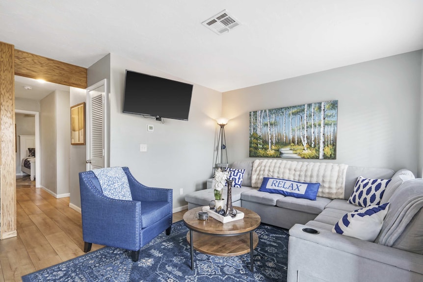 Branson Sunny Daze Sleeps 4 - Branson, MO