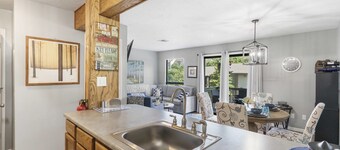 Branson Sunny Daze – Sleeps 4