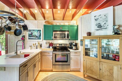 Riverside Retreat in Crosby: Pet Friendly!