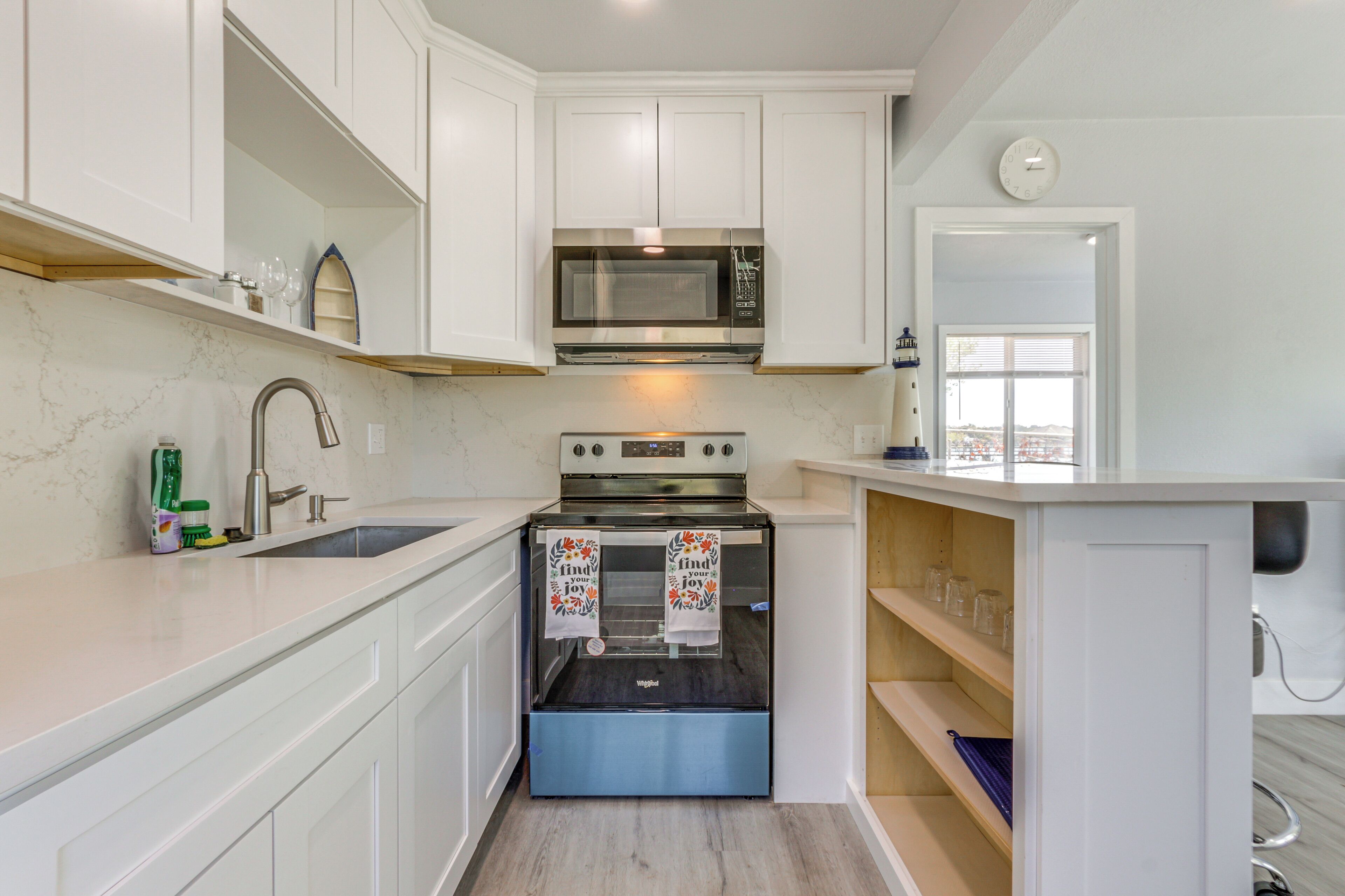 Apartment (1 Bedroom) | Interior