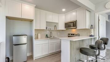 Apartment (1 Bedroom) | Interior