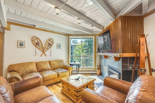 Mtn-view Condo w/ Community Perks in Silverthorne