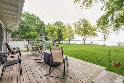 Waterfront Johnson Lake Getaway w/ Fire Pit!