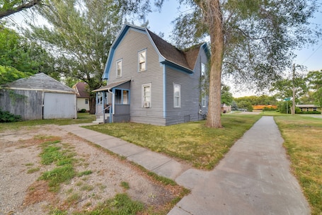 Apartment (2 Bedrooms) | Interior. South Dakota Hideaway: Walk to Dtwn Redfield