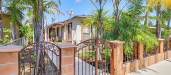 5 Mi to Coast: Centrally Located Long Beach Home!