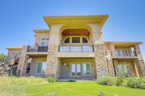 House (5 Bedrooms) | Interior - Game Room & Deck: Group Getaway in New Mexico! (Tucumcari)
