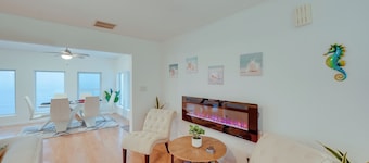 Alligator Point Beachfront Home w/ Private Hot Tub