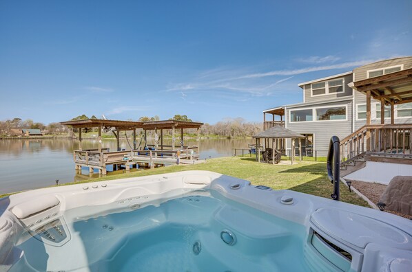 House (3 Bedrooms) | Front of property