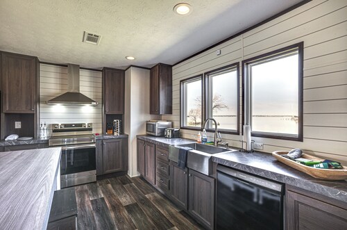 Sunset Cove Lakefront Rental w/ Private Dock!