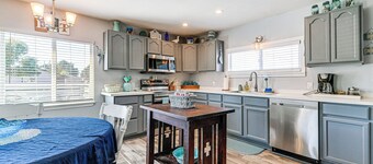 Updated Home 2 Mi to Beach in Crescent City!