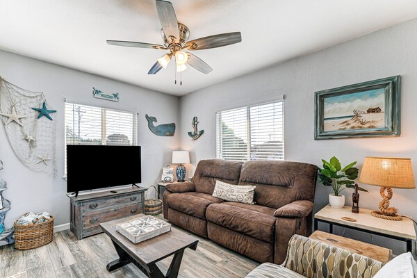 Updated Home 2 Mi To Beach In Crescent City! - Tolowa Dunes State Park, Crescent City