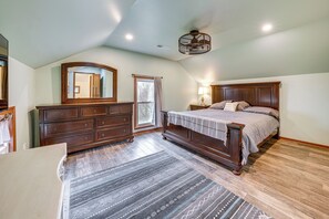 House (3 Bedrooms) | Interior - Charming Tonica Farmhouse w/ Private Yard! (Tonica)