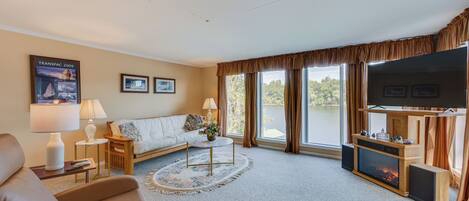 House (1 Bedroom) | Front of property