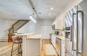 Cottage (2 Bedrooms) | Interior