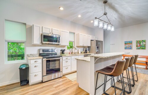 3 Mi to Silver Springs State Park: Cozy Getaway!