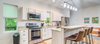 3 Mi to Silver Springs State Park: Cozy Getaway!