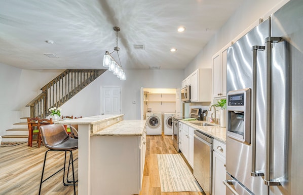 Cottage (2 Bedrooms) | Interior