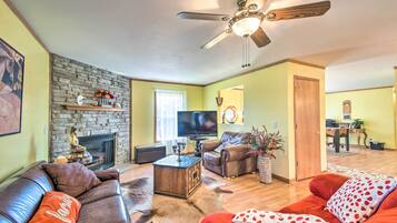 منزل (4 Bedrooms) | المنشأة من الداخل