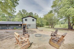 House (5 Bedrooms) | Interior - Charming Creedmoor Retreat Near Falls Lake! (Creedmoor)