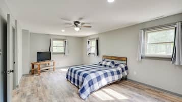 House (5 Bedrooms) | Interior